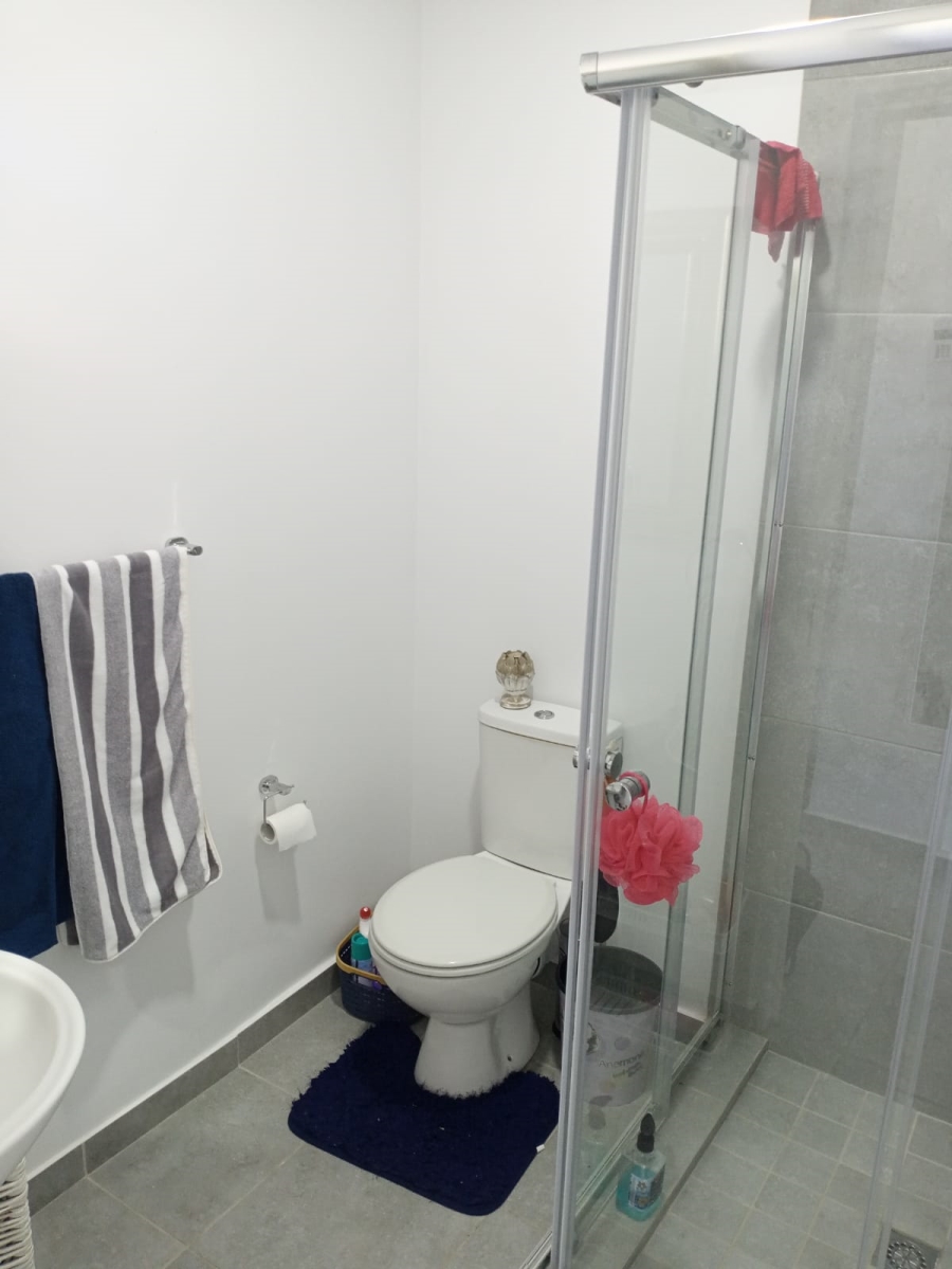 To Let 2 Bedroom Property for Rent in Salt Rock KwaZulu-Natal