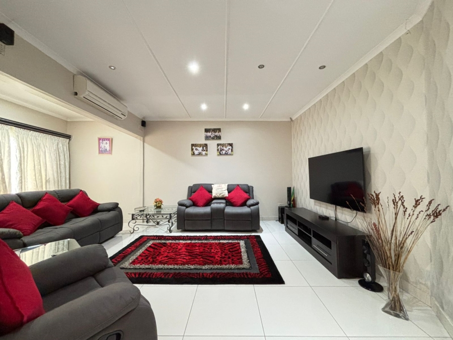 4 Bedroom Property for Sale in Shallcross KwaZulu-Natal