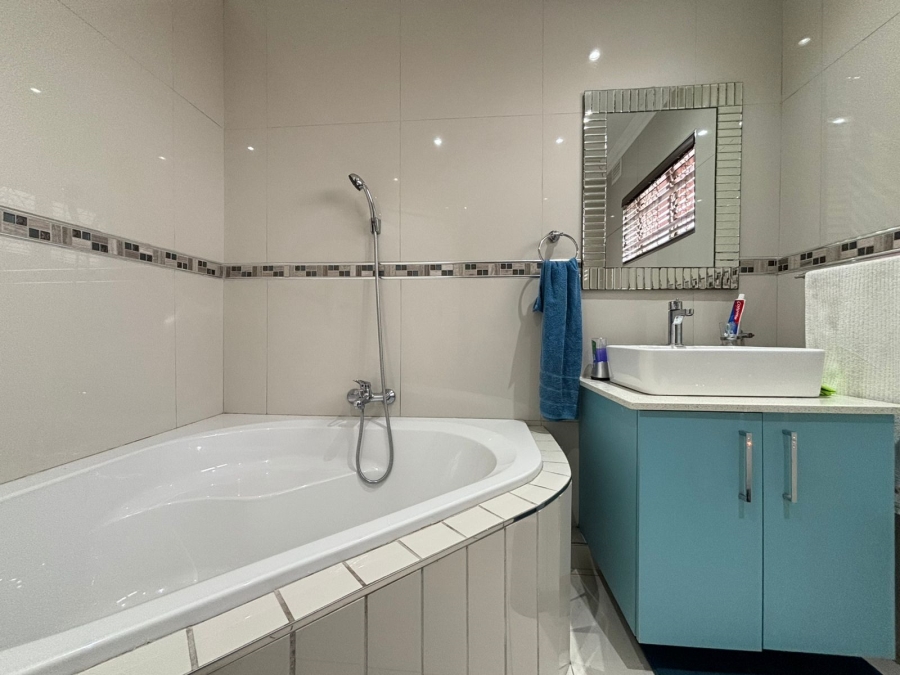 4 Bedroom Property for Sale in Shallcross KwaZulu-Natal