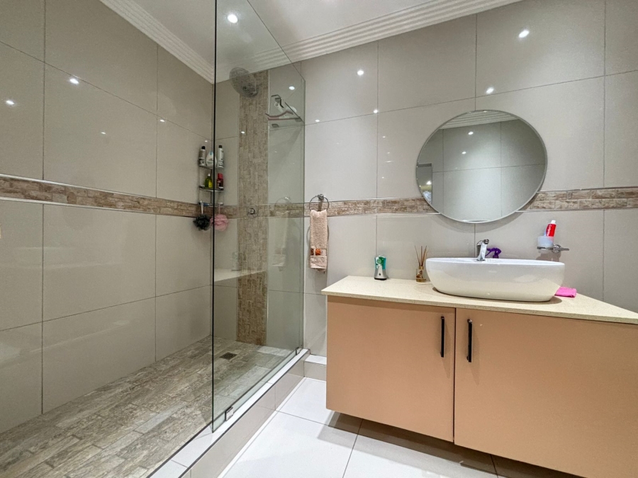 4 Bedroom Property for Sale in Shallcross KwaZulu-Natal