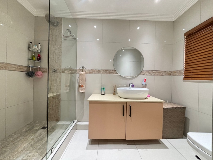 4 Bedroom Property for Sale in Shallcross KwaZulu-Natal