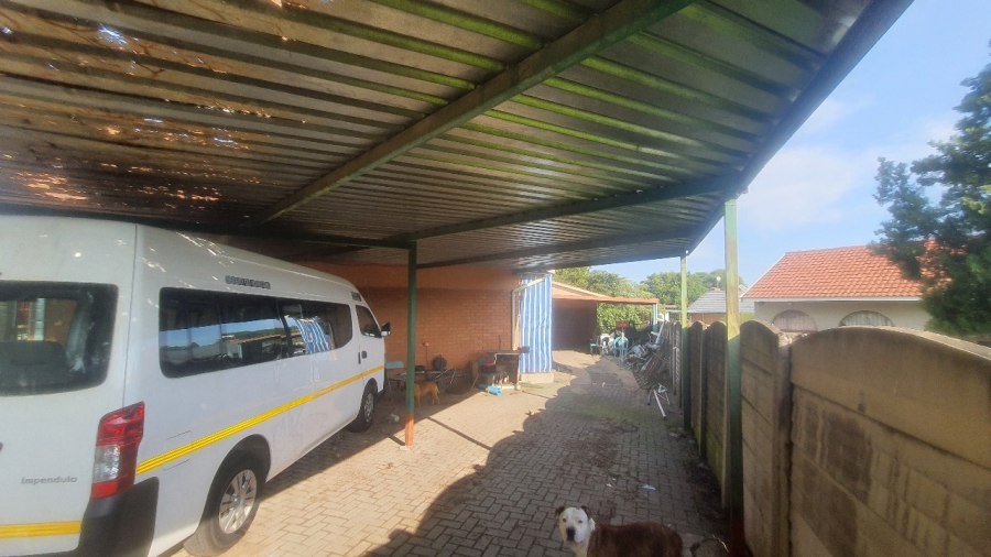 7 Bedroom Property for Sale in Amajuba Park KwaZulu-Natal