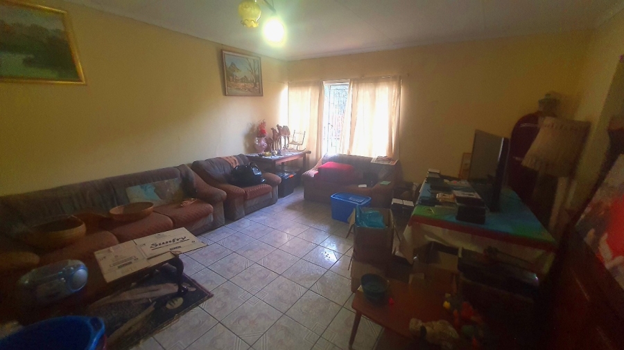 7 Bedroom Property for Sale in Amajuba Park KwaZulu-Natal