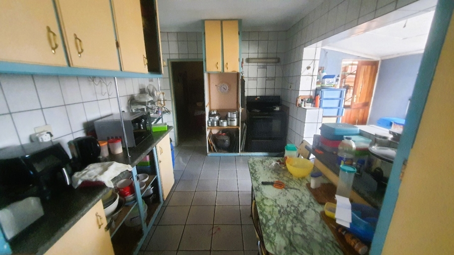 7 Bedroom Property for Sale in Amajuba Park KwaZulu-Natal