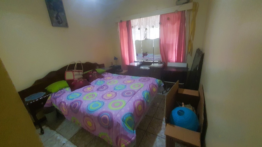 7 Bedroom Property for Sale in Amajuba Park KwaZulu-Natal