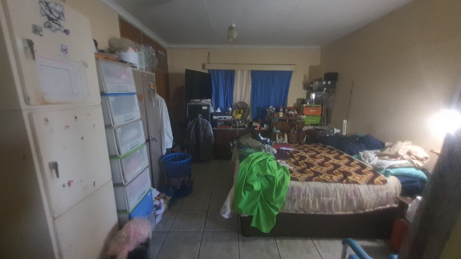 7 Bedroom Property for Sale in Amajuba Park KwaZulu-Natal