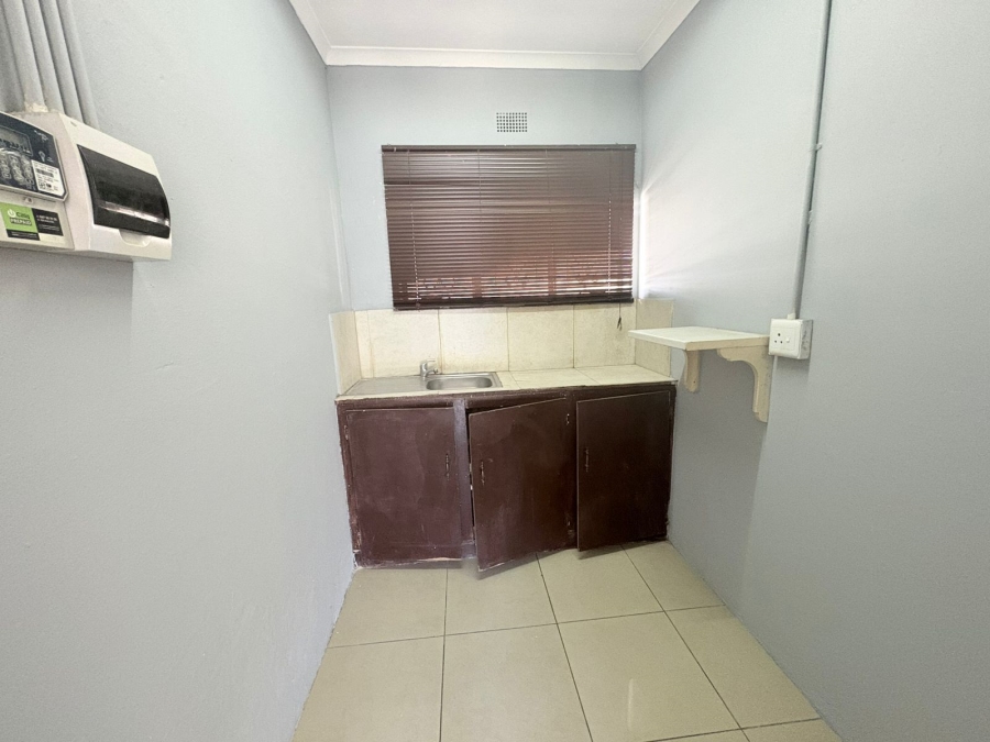 To Let 1 Bedroom Property for Rent in Newcastle KwaZulu-Natal
