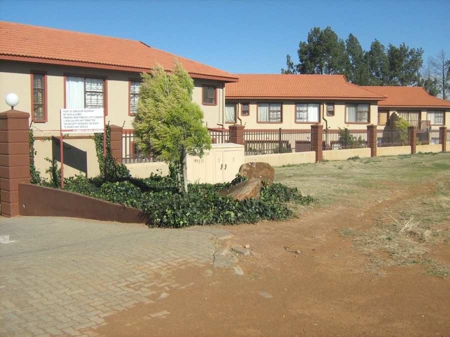 To Let 2 Bedroom Property for Rent in Pioneer Park KwaZulu-Natal