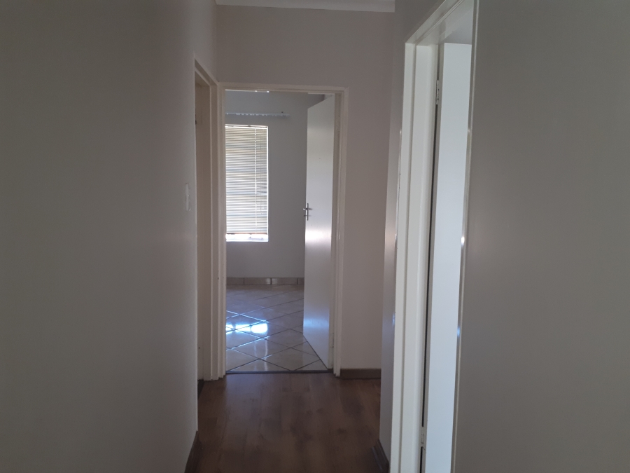 3 Bedroom Property for Sale in Huttenheights KwaZulu-Natal