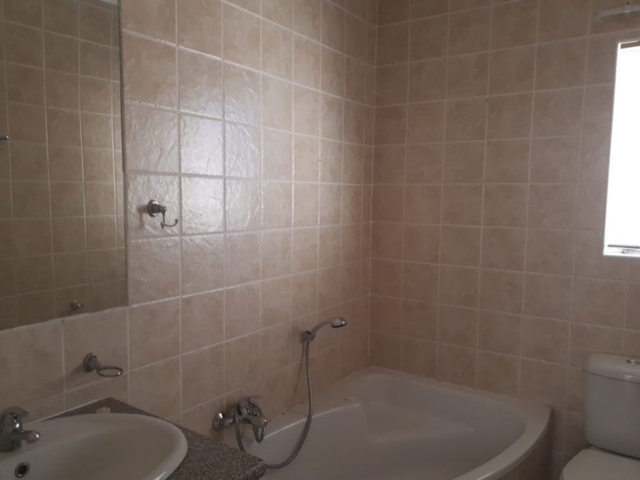 3 Bedroom Property for Sale in Huttenheights KwaZulu-Natal