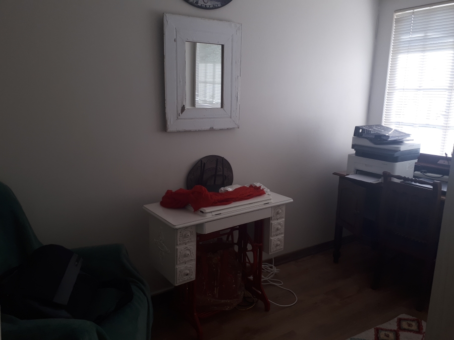 3 Bedroom Property for Sale in Huttenheights KwaZulu-Natal