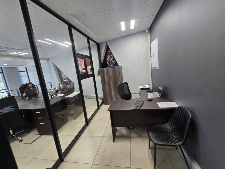 To Let commercial Property for Rent in Cliffdale KwaZulu-Natal