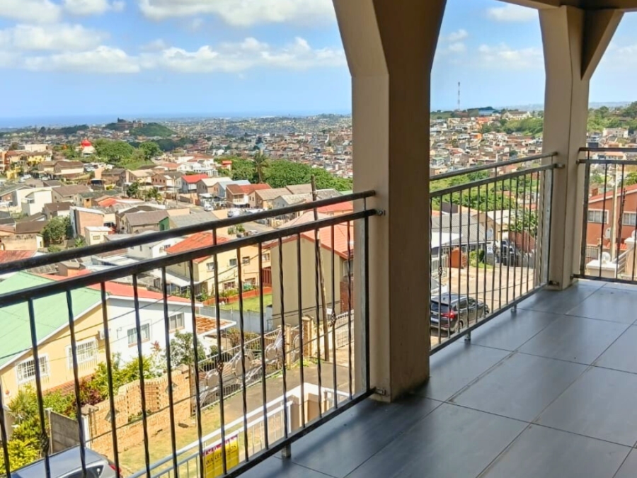 4 Bedroom Property for Sale in Risecliff KwaZulu-Natal