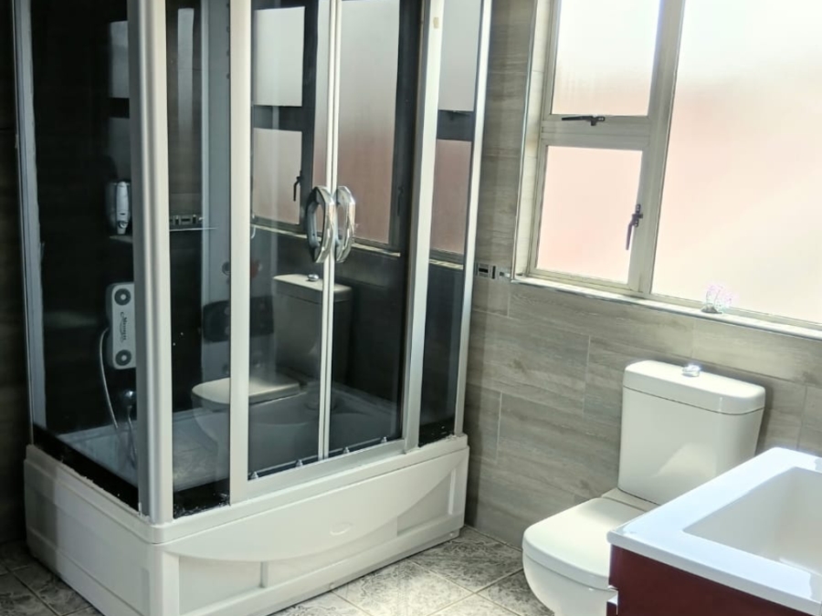 4 Bedroom Property for Sale in Risecliff KwaZulu-Natal