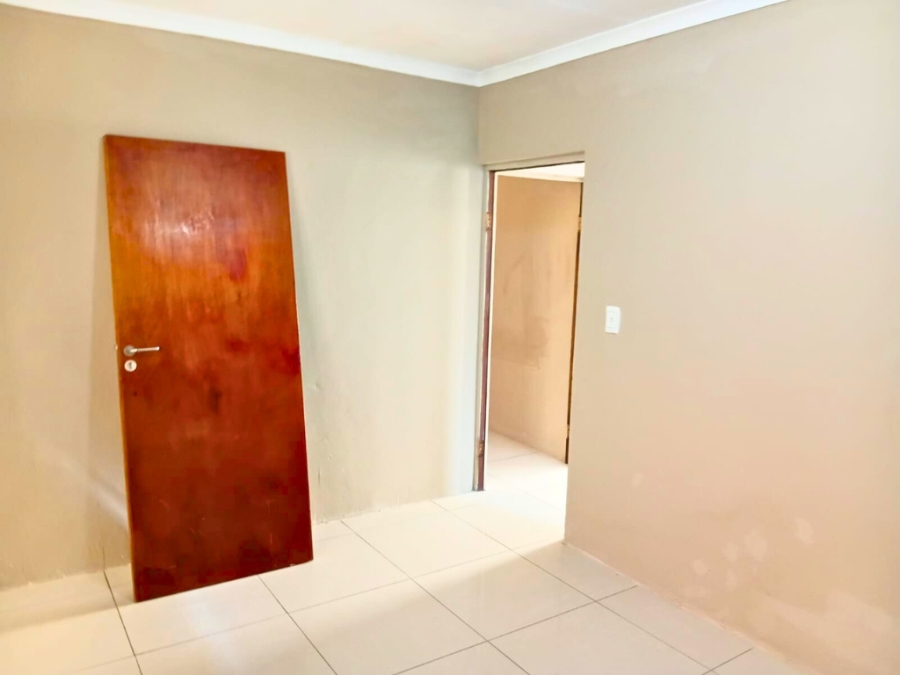 4 Bedroom Property for Sale in Risecliff KwaZulu-Natal