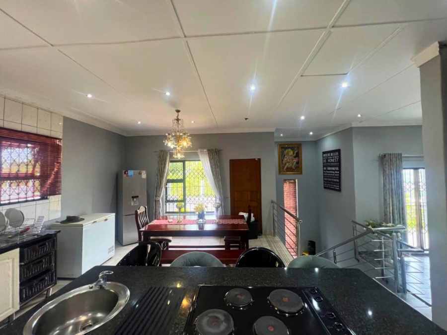 5 Bedroom Property for Sale in Raisethorpe KwaZulu-Natal