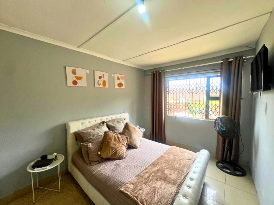 5 Bedroom Property for Sale in Raisethorpe KwaZulu-Natal