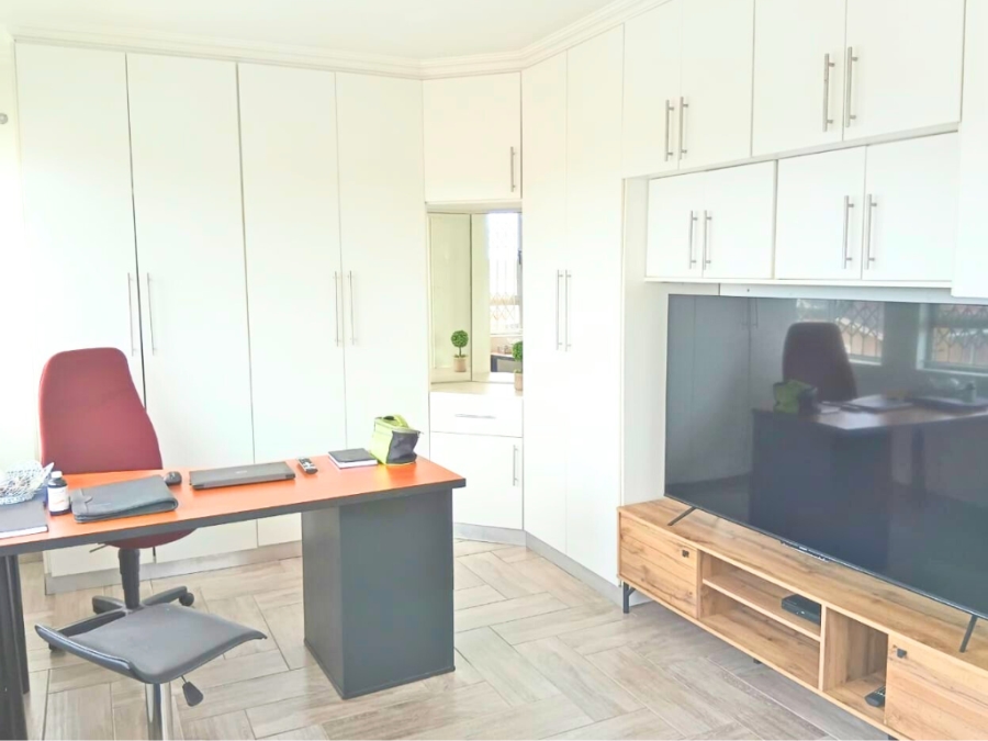 3 Bedroom Property for Sale in Croftdene KwaZulu-Natal