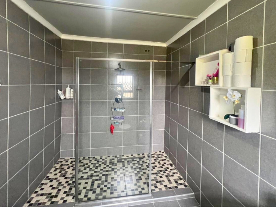 3 Bedroom Property for Sale in Croftdene KwaZulu-Natal