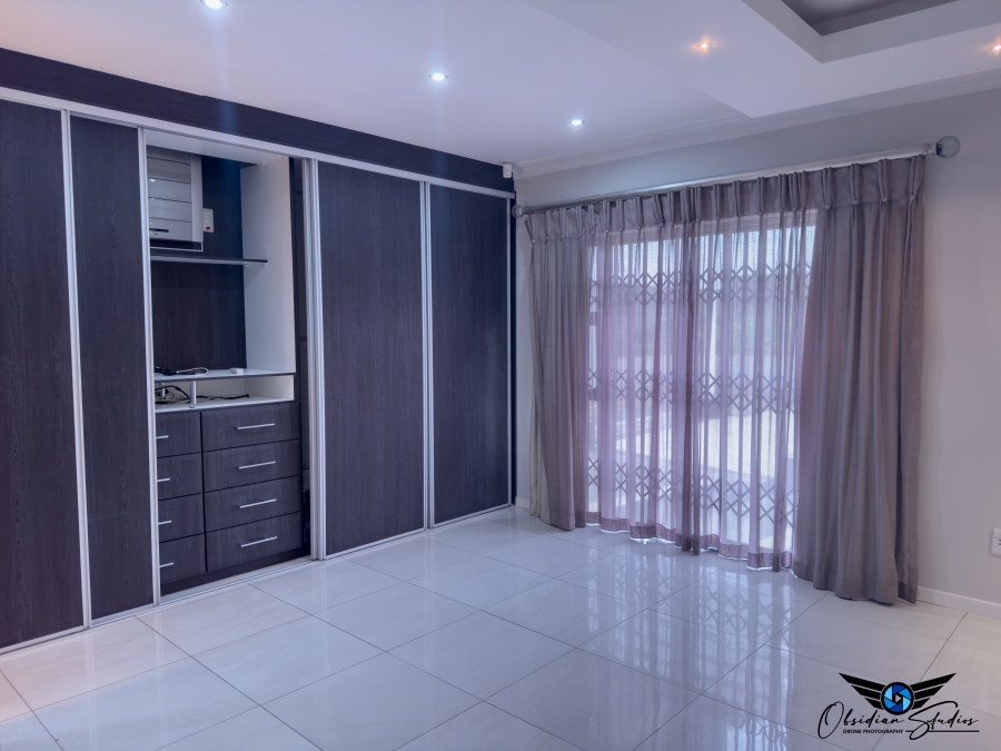 5 Bedroom Property for Sale in Muswell Hill KwaZulu-Natal