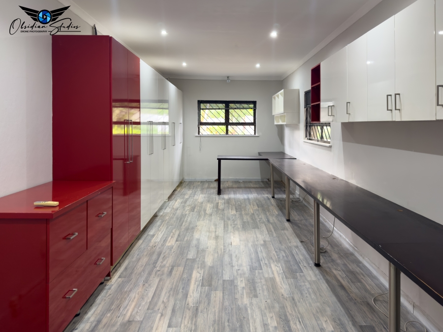 5 Bedroom Property for Sale in Muswell Hill KwaZulu-Natal