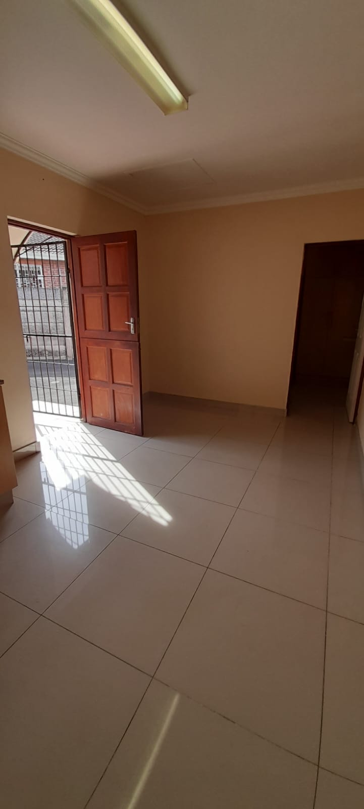 To Let 1 Bedroom Property for Rent in Dunveria KwaZulu-Natal