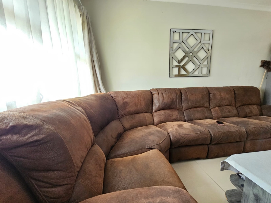 2 Bedroom Property for Sale in Welbedacht KwaZulu-Natal
