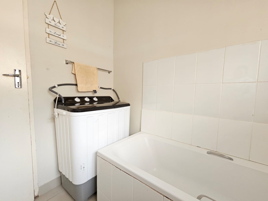 2 Bedroom Property for Sale in Welbedacht KwaZulu-Natal