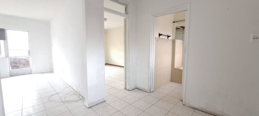 1 Bedroom Property for Sale in Windermere KwaZulu-Natal