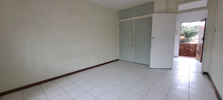 1 Bedroom Property for Sale in Windermere KwaZulu-Natal