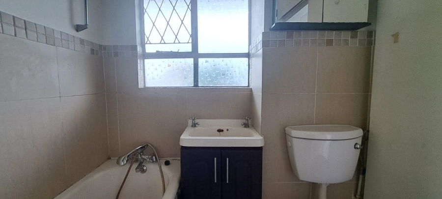 1 Bedroom Property for Sale in Windermere KwaZulu-Natal