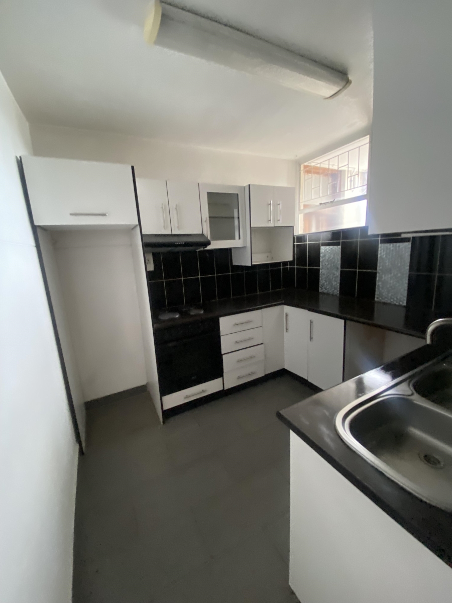 1 Bedroom Property for Sale in Scottsville KwaZulu-Natal