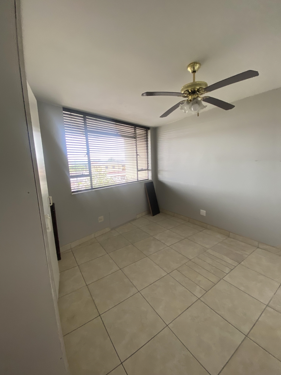 1 Bedroom Property for Sale in Scottsville KwaZulu-Natal