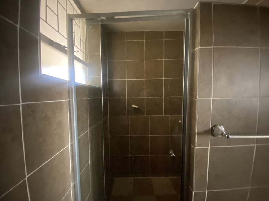 1 Bedroom Property for Sale in Scottsville KwaZulu-Natal