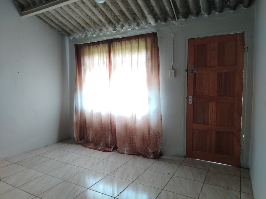 2 Bedroom Property for Sale in Ngwelezana KwaZulu-Natal