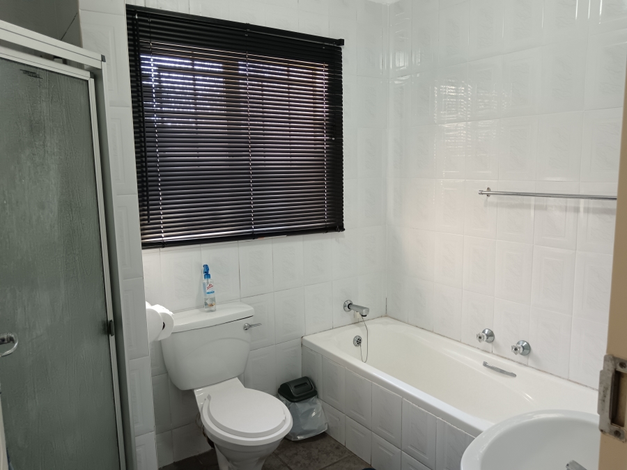 2 Bedroom Property for Sale in Meer En See KwaZulu-Natal