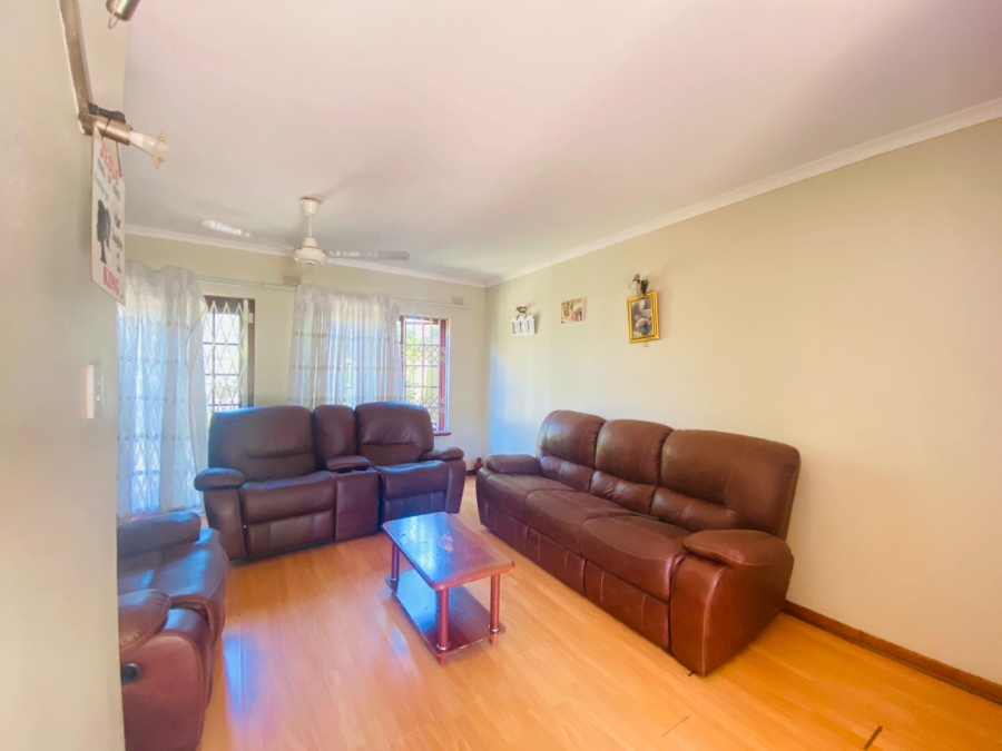 2 Bedroom Property for Sale in Panorama KwaZulu-Natal