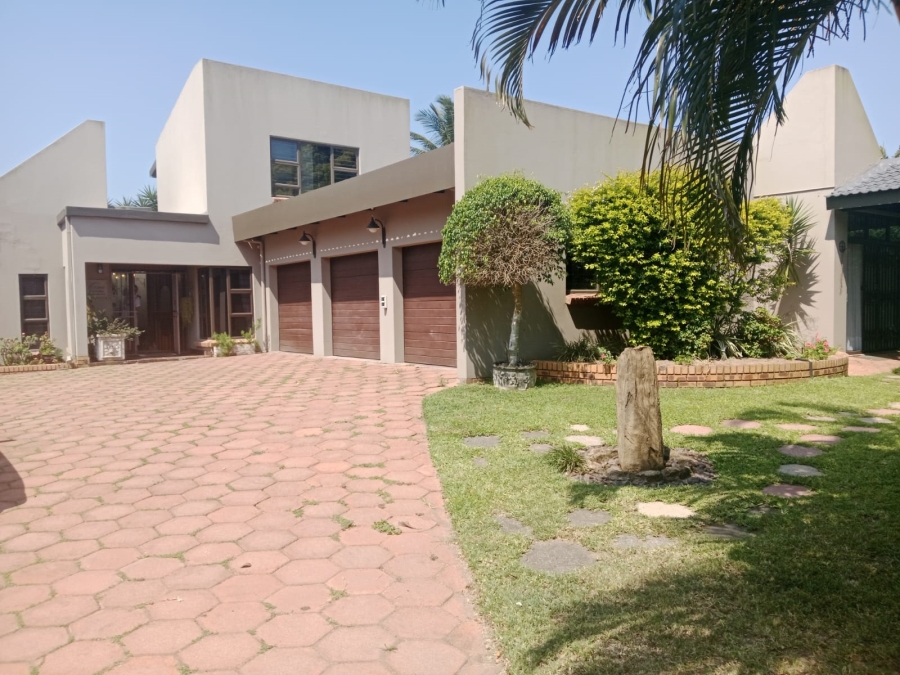 4 Bedroom Property for Sale in Meer En See KwaZulu-Natal