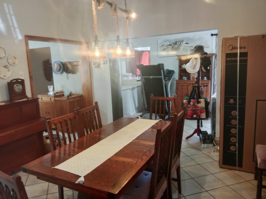 4 Bedroom Property for Sale in Meer En See KwaZulu-Natal