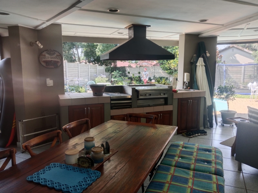 4 Bedroom Property for Sale in Meer En See KwaZulu-Natal