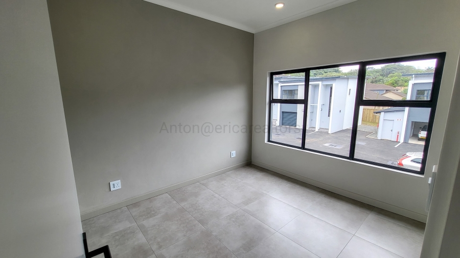 3 Bedroom Property for Sale in Westbrook KwaZulu-Natal