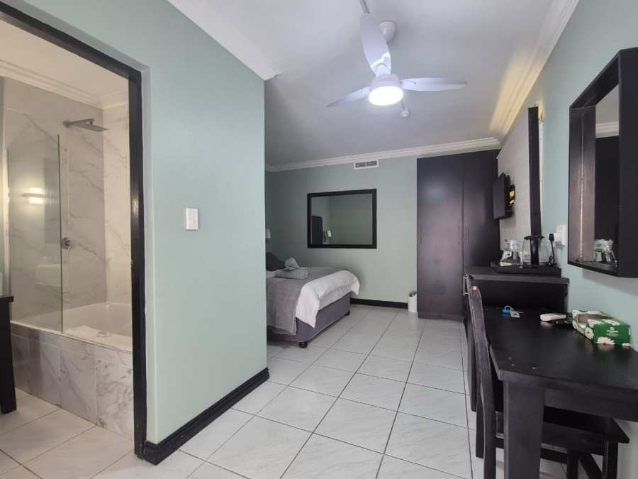 12 Bedroom Property for Sale in Salt Rock KwaZulu-Natal