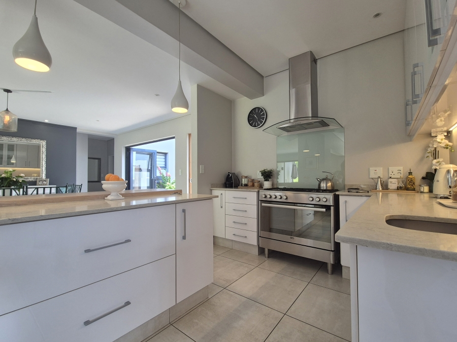 3 Bedroom Property for Sale in Ballito Central KwaZulu-Natal