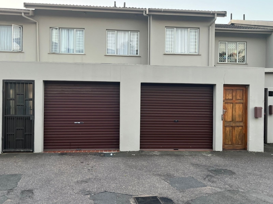 2 Bedroom Property for Sale in Bluff KwaZulu-Natal