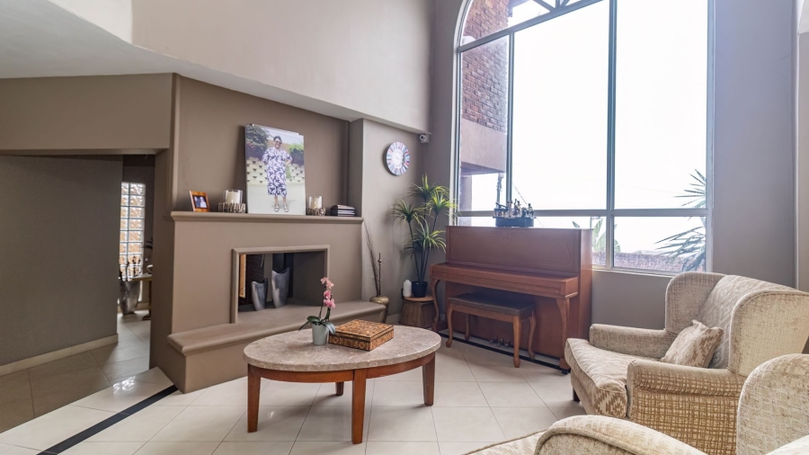 4 Bedroom Property for Sale in Treasure Beach KwaZulu-Natal