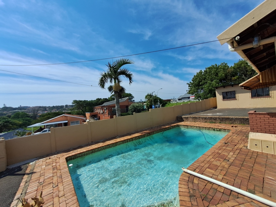 7 Bedroom Property for Sale in Bluff KwaZulu-Natal