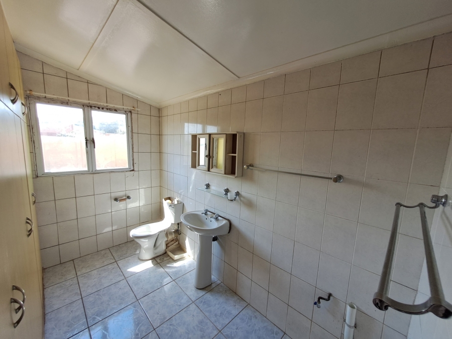 7 Bedroom Property for Sale in Bluff KwaZulu-Natal