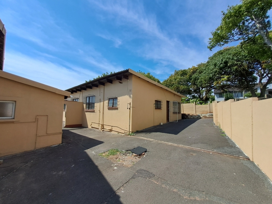 7 Bedroom Property for Sale in Bluff KwaZulu-Natal