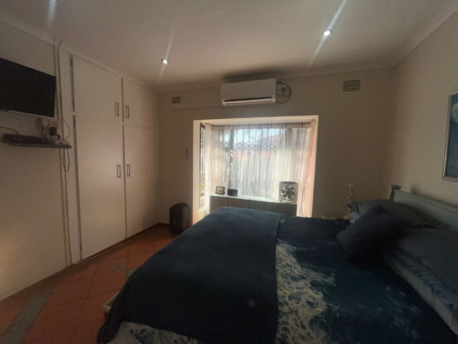 4 Bedroom Property for Sale in Ocean View KwaZulu-Natal