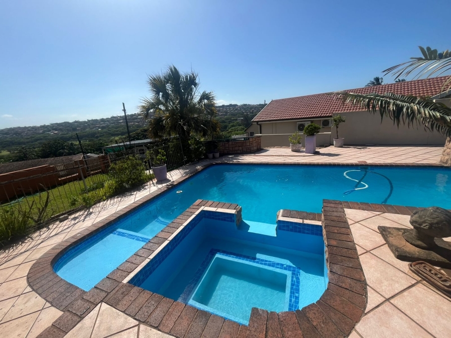 4 Bedroom Property for Sale in Ocean View KwaZulu-Natal